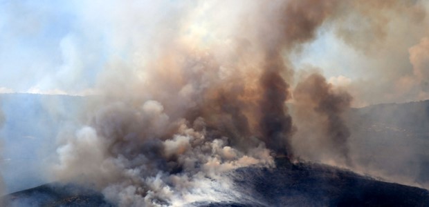 Τιτάνια μάχη με τη φωτιά για να σωθεί ο Κίσσαβος